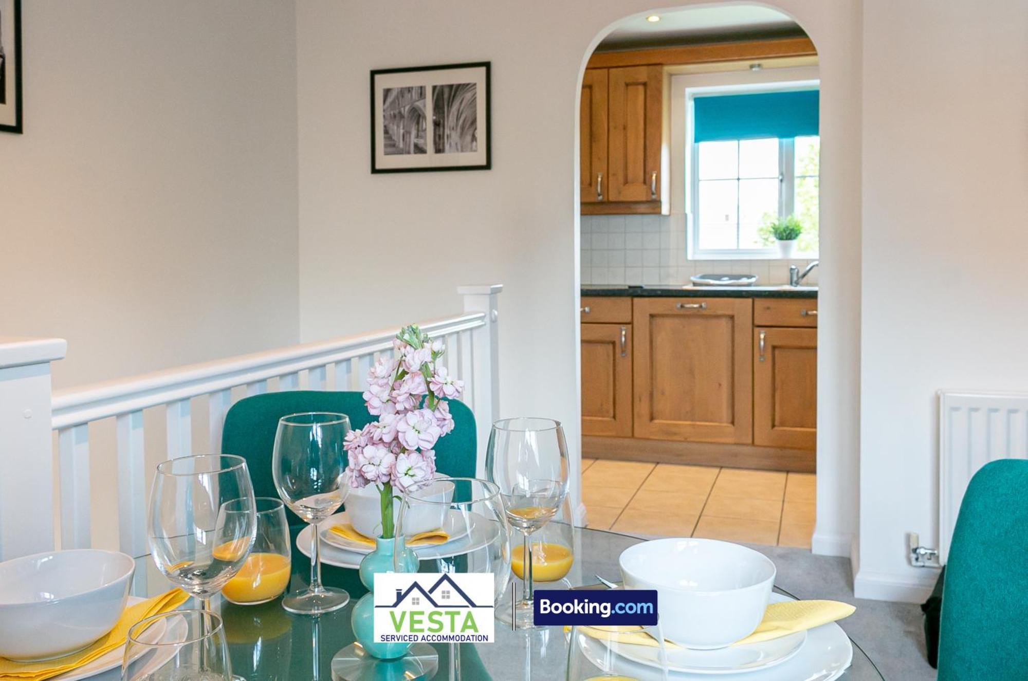 Three Bedroom Apartment By Vesta Serviced Accommodation & Short Lets Hatfield With Free Parking Εξωτερικό φωτογραφία
